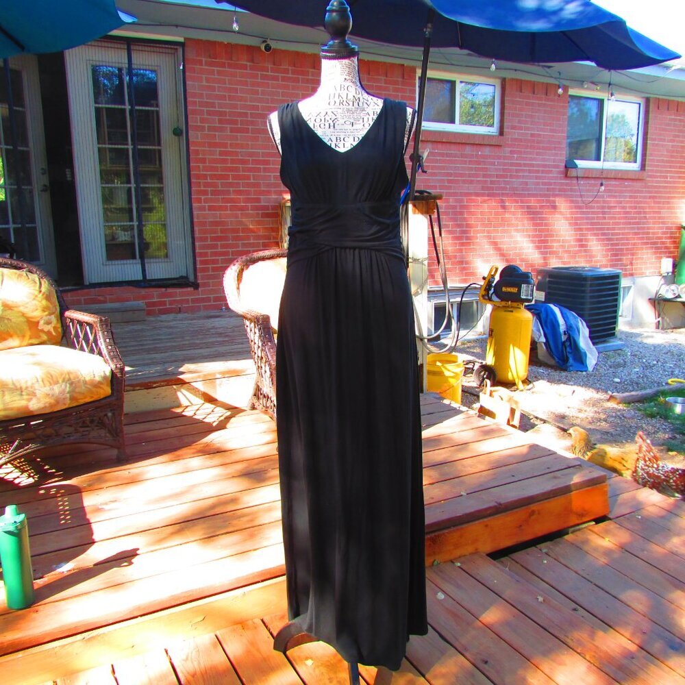 Ann Taylor Women's Black Maxi Dress